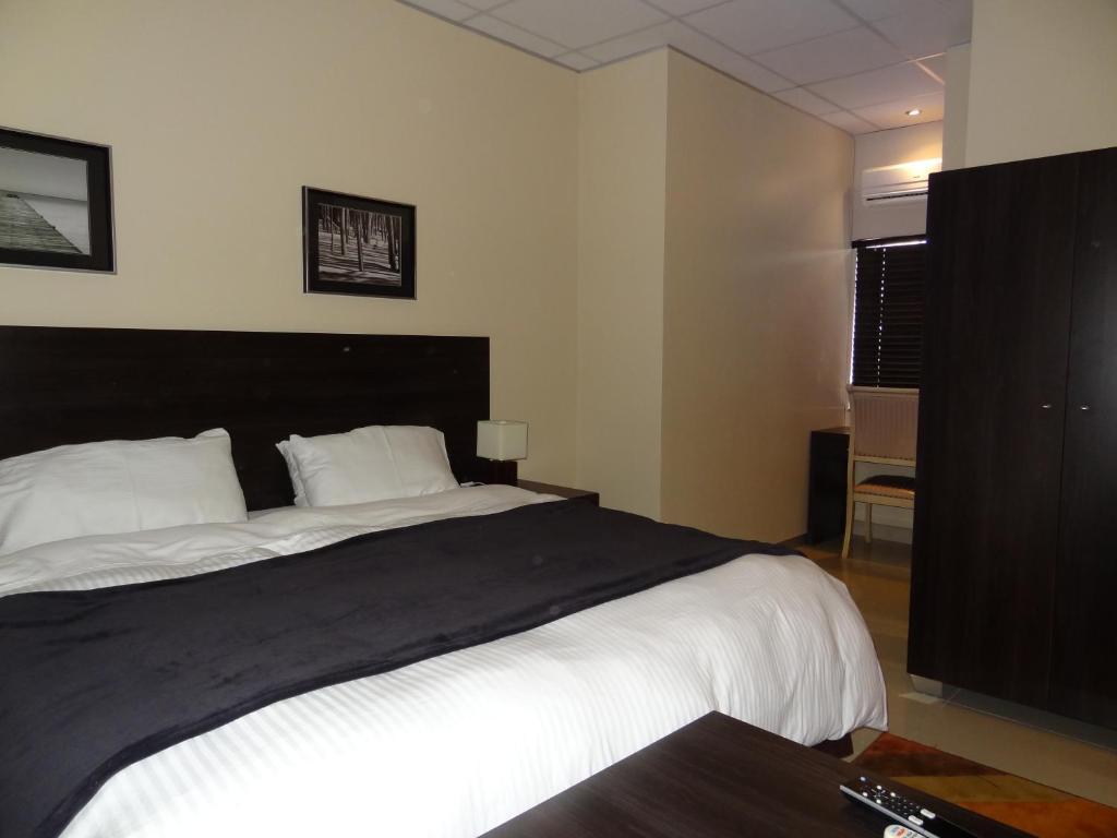 Andaluz Boutique Hotel Durban Room photo